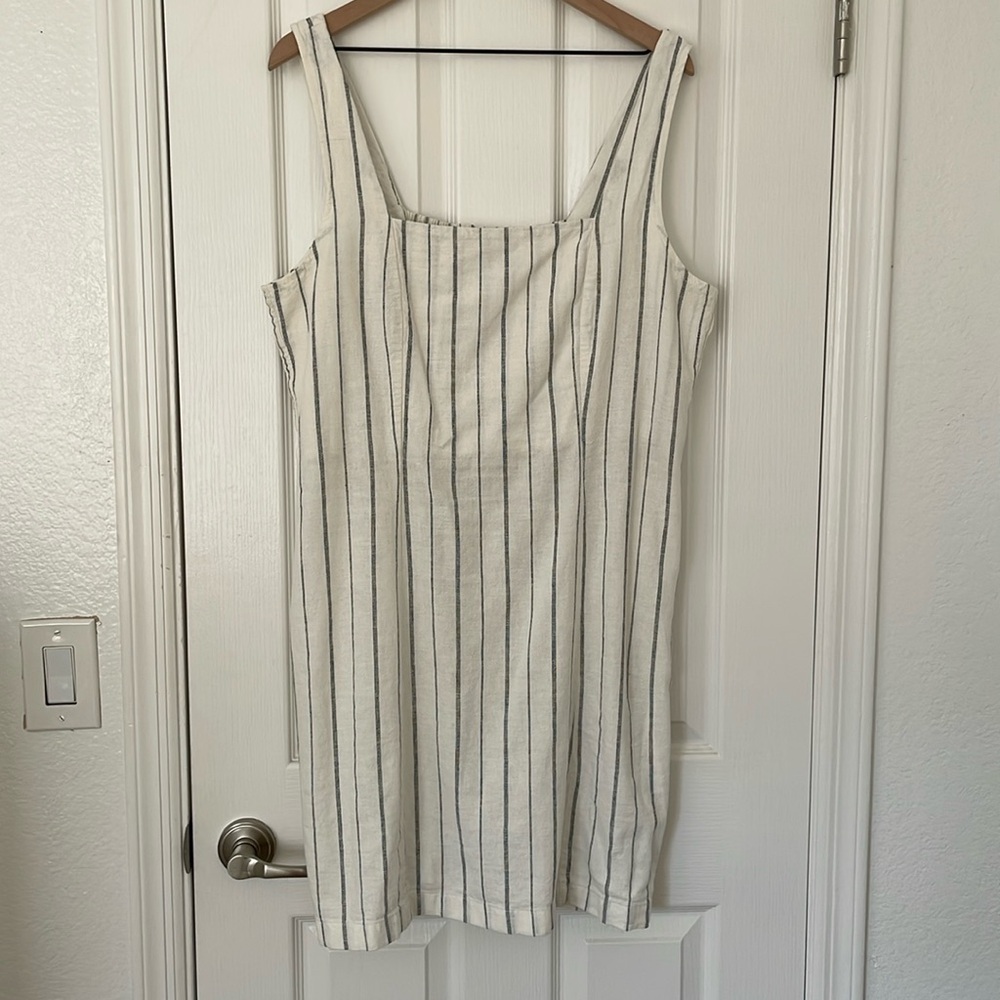 Linen blend dress